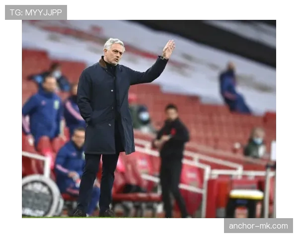 桑普新战术引领边路风暴，闪电冲刺成球迷热议焦点