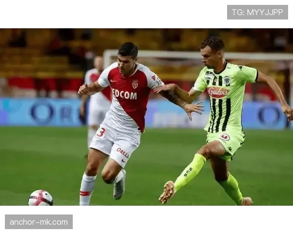 里昂反击效率飙升，强势进攻助球队斩获关键胜利