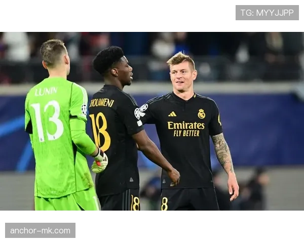 罗德里 vs 楚阿梅尼:防守型后腰的战术角色与比赛影响力差异